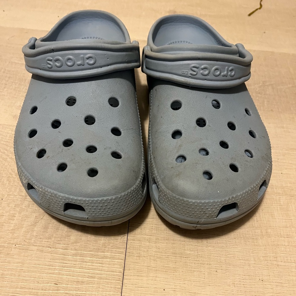 blue crocs